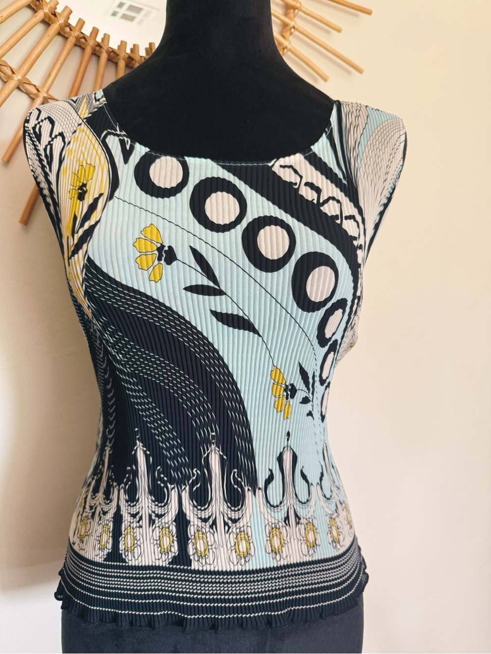 Patterned Sleeveless Ribbed Top in Light Blue and Black